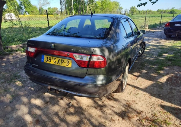 Volvo S60 cena 3000 przebieg: 280000, rok produkcji 2004 z Poniatowa małe 277